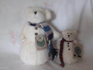 The Boyds Collection - Eunice P Snowbeary and Small Snowman
