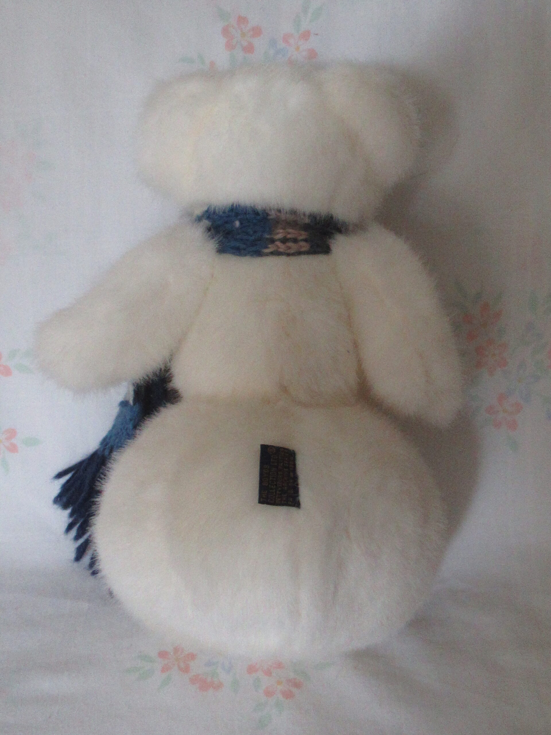 The Boyds Collection - Eunice P Snowbeary and Small Snowman - Image 3