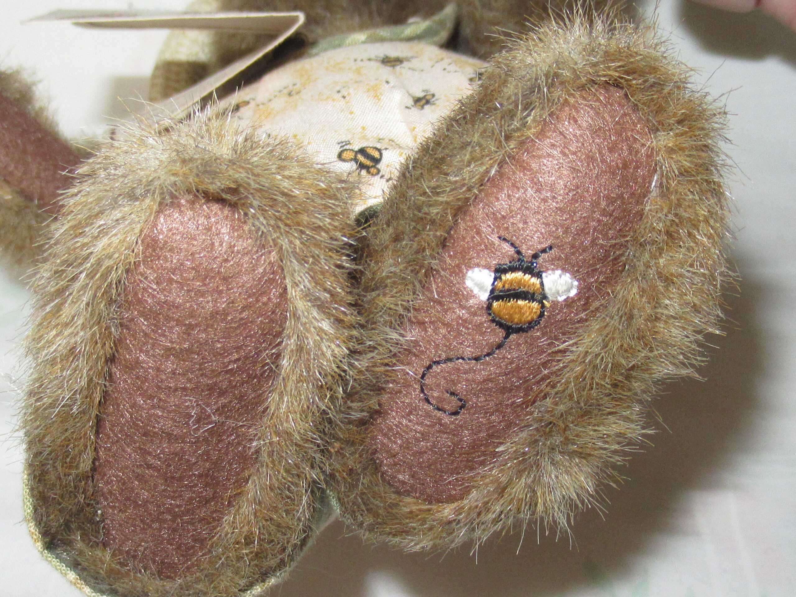 The Boyds Collection - Hunnie Z Beezley and Bear in Dress - Image 5