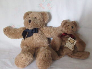 The Boyds Collection - Bears in the Attic - Two Bears