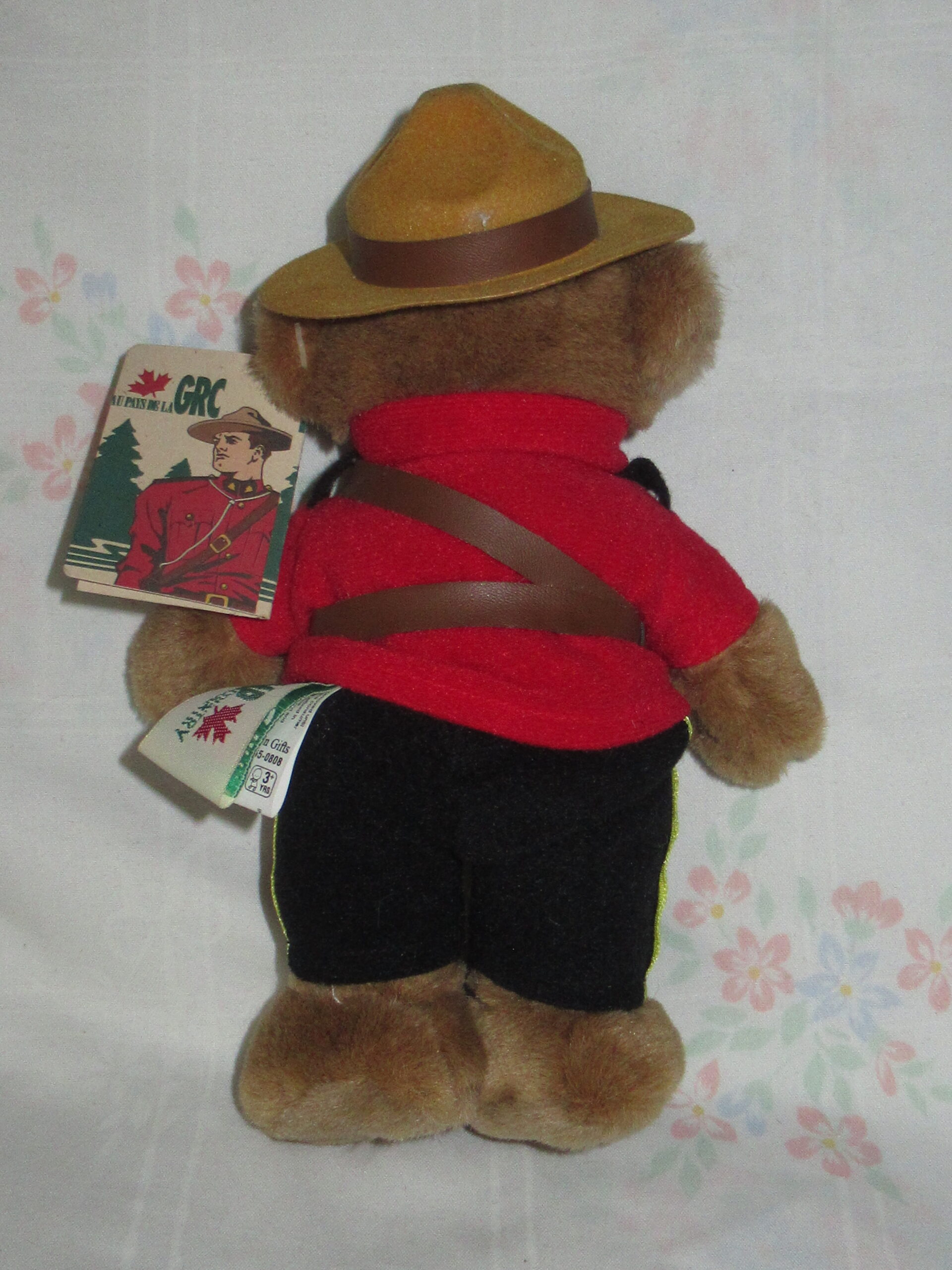 RCMP Country Bear and Bear With Canada Sweater - Image 3