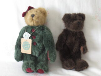 Boyds Bears - Glenda and Brown Bear with Paw Print Feet