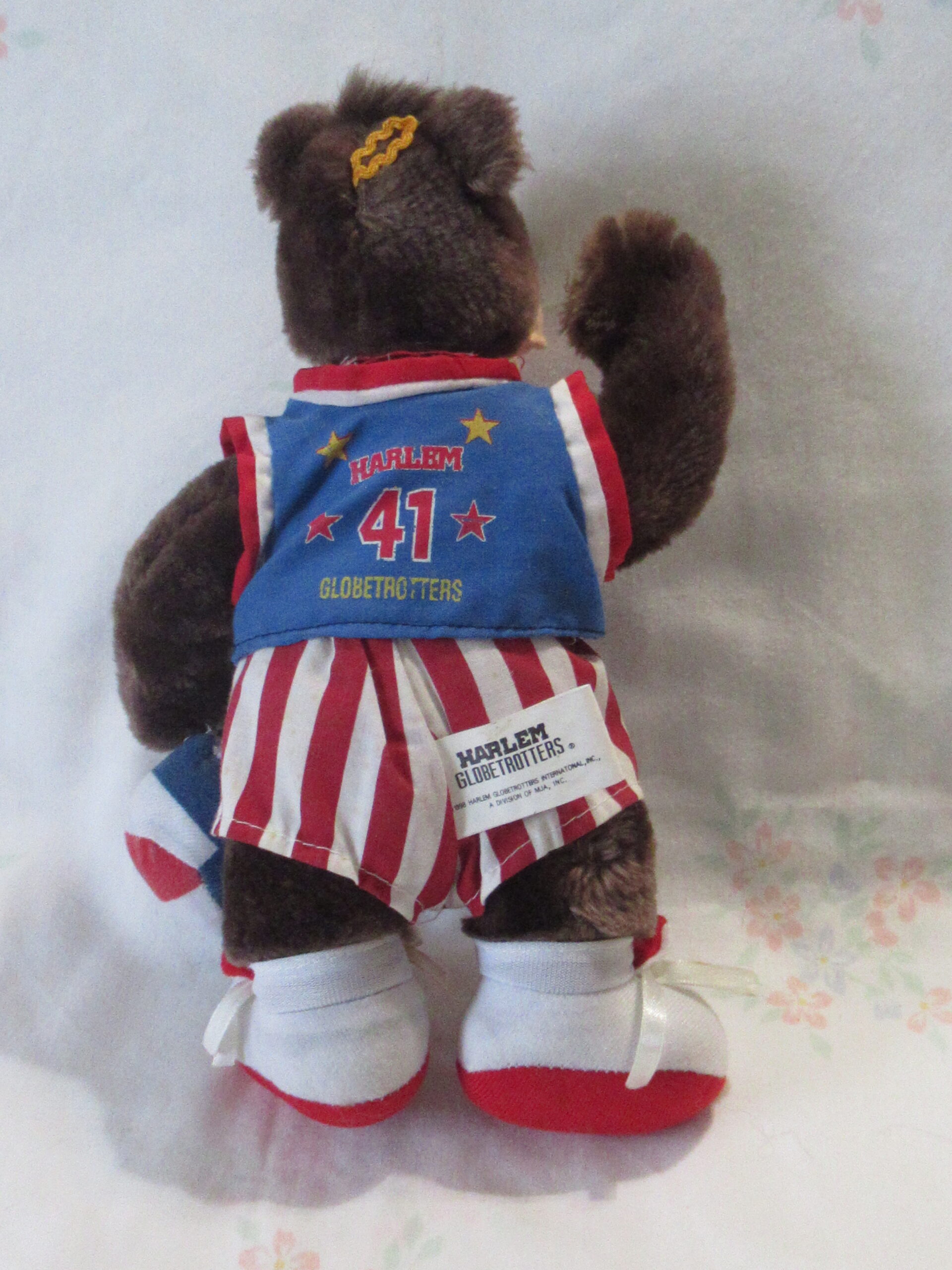Harlem Globetrotters, Bichette, Diamond Backs, Angels Bear - Image 3