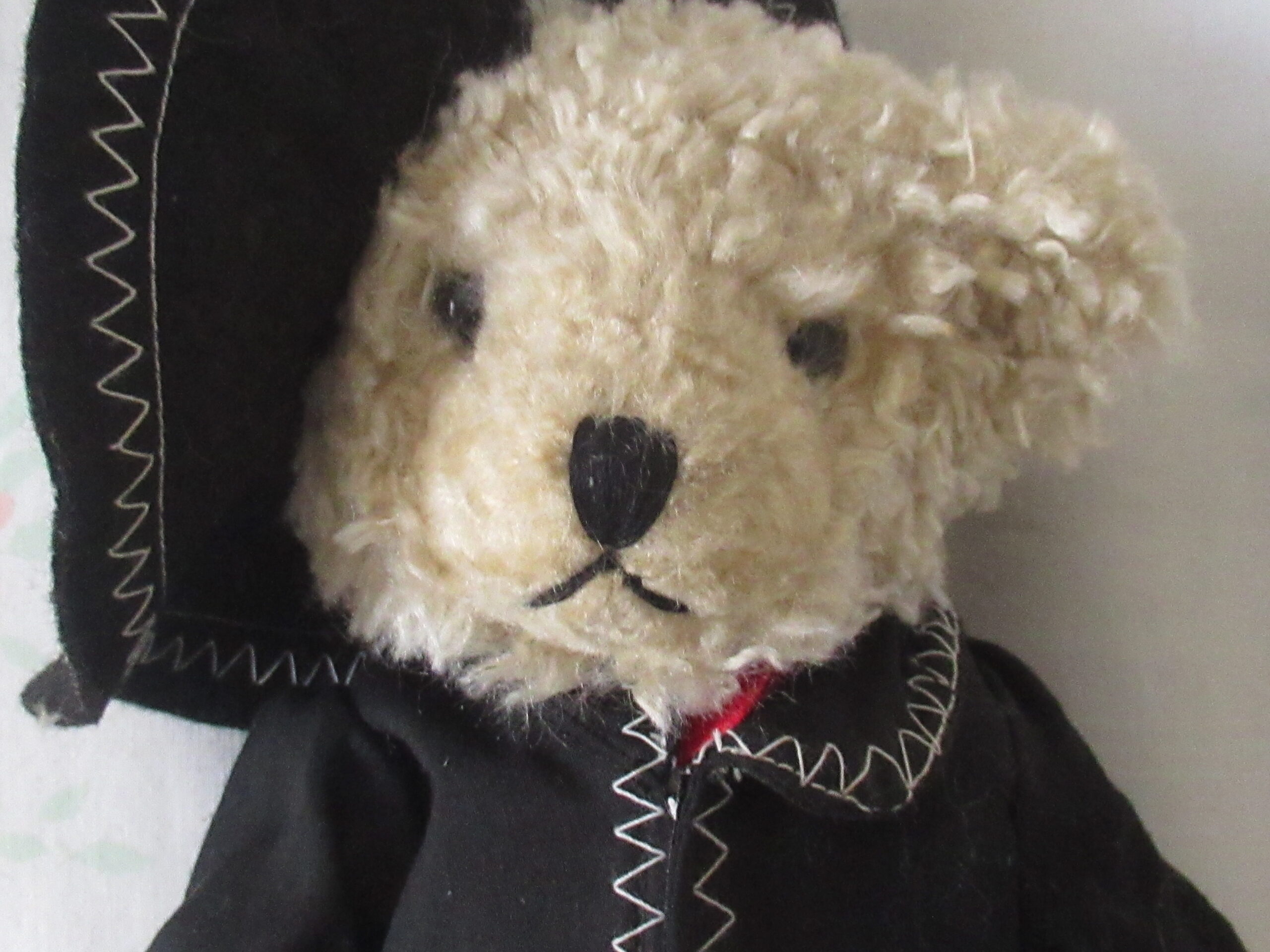 Treasures Inc - International Bears - Mexico - Image 2