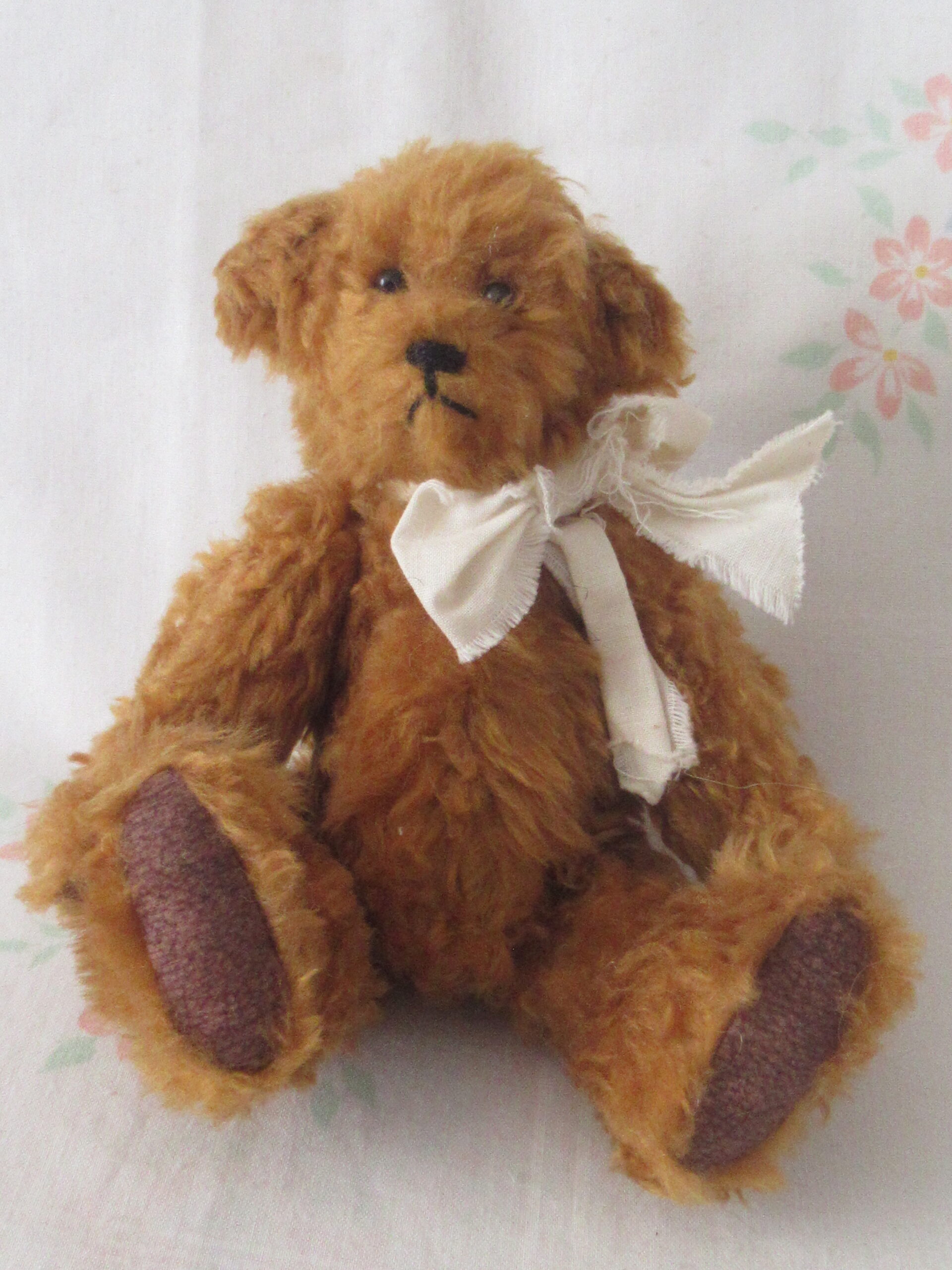 7.5 Inch Jointed Brown Teddy Bear with Cream Bow - Image 4