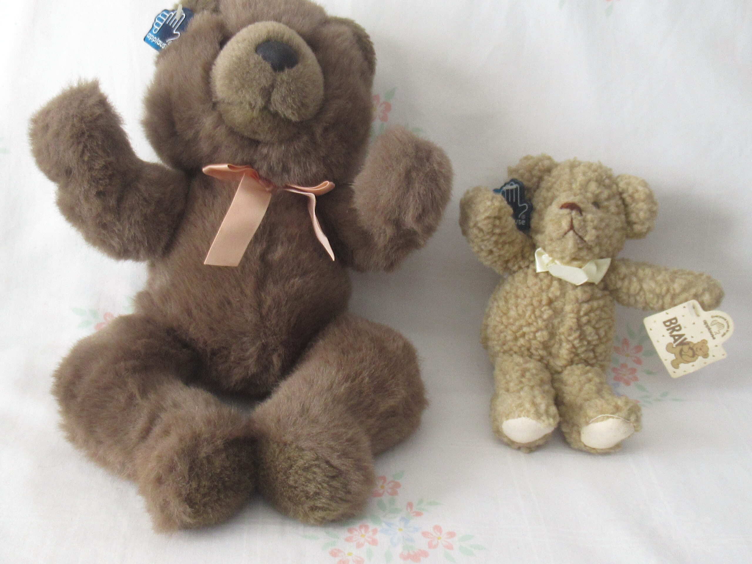 Applause - Lot of 2 Teddy Bears - Macintosh and Waffles