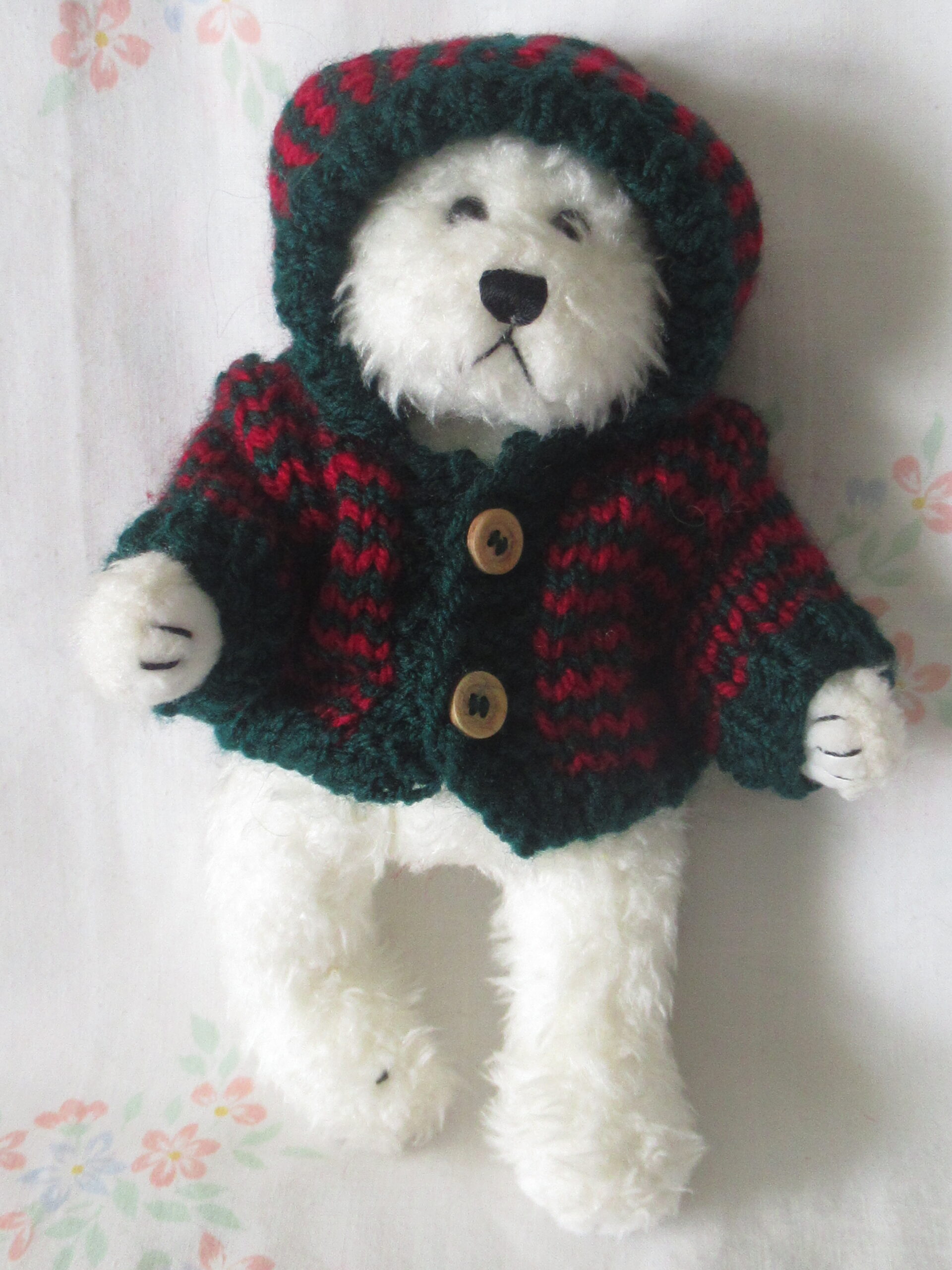 Chrisha Playful Plush Teddy Bear with Sweater - Image 2