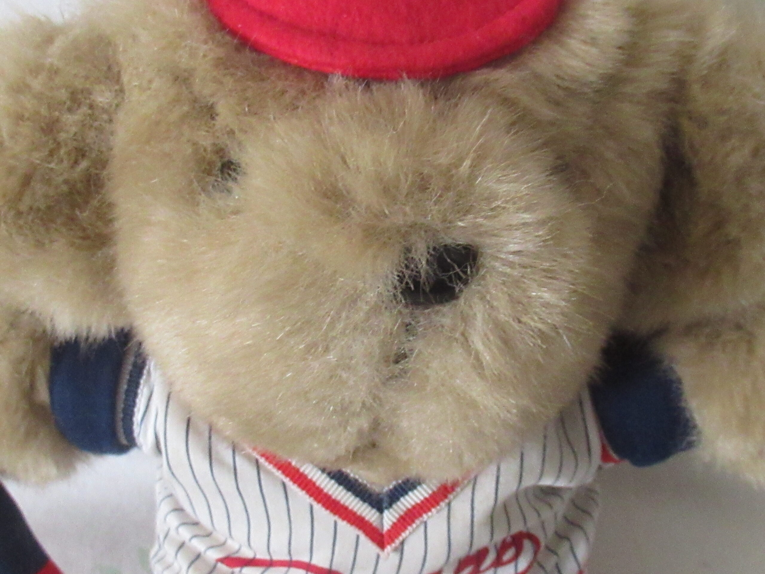 Heartline Snuggables - Slugger with Bears Shirt - Image 2